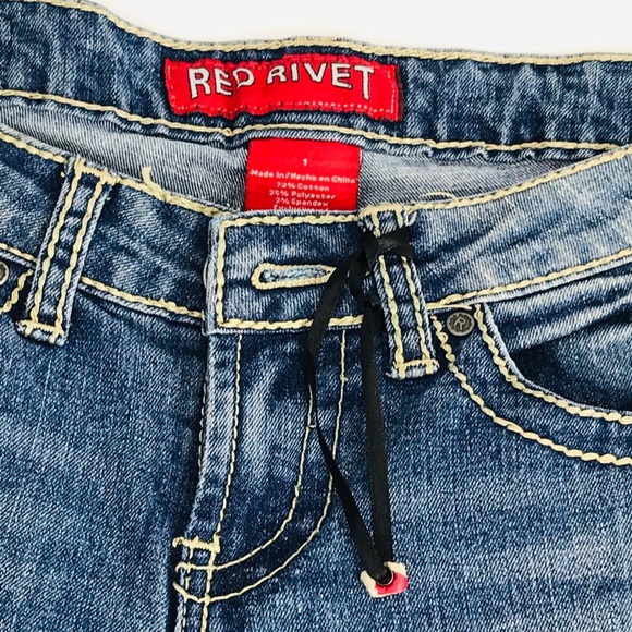 NWOT Red River Jeans in Size 1 - Picture 2 of 6